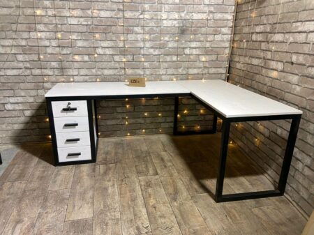 Угловой письменный стол лофт LOFT TABLE L-82 | Easyloft
