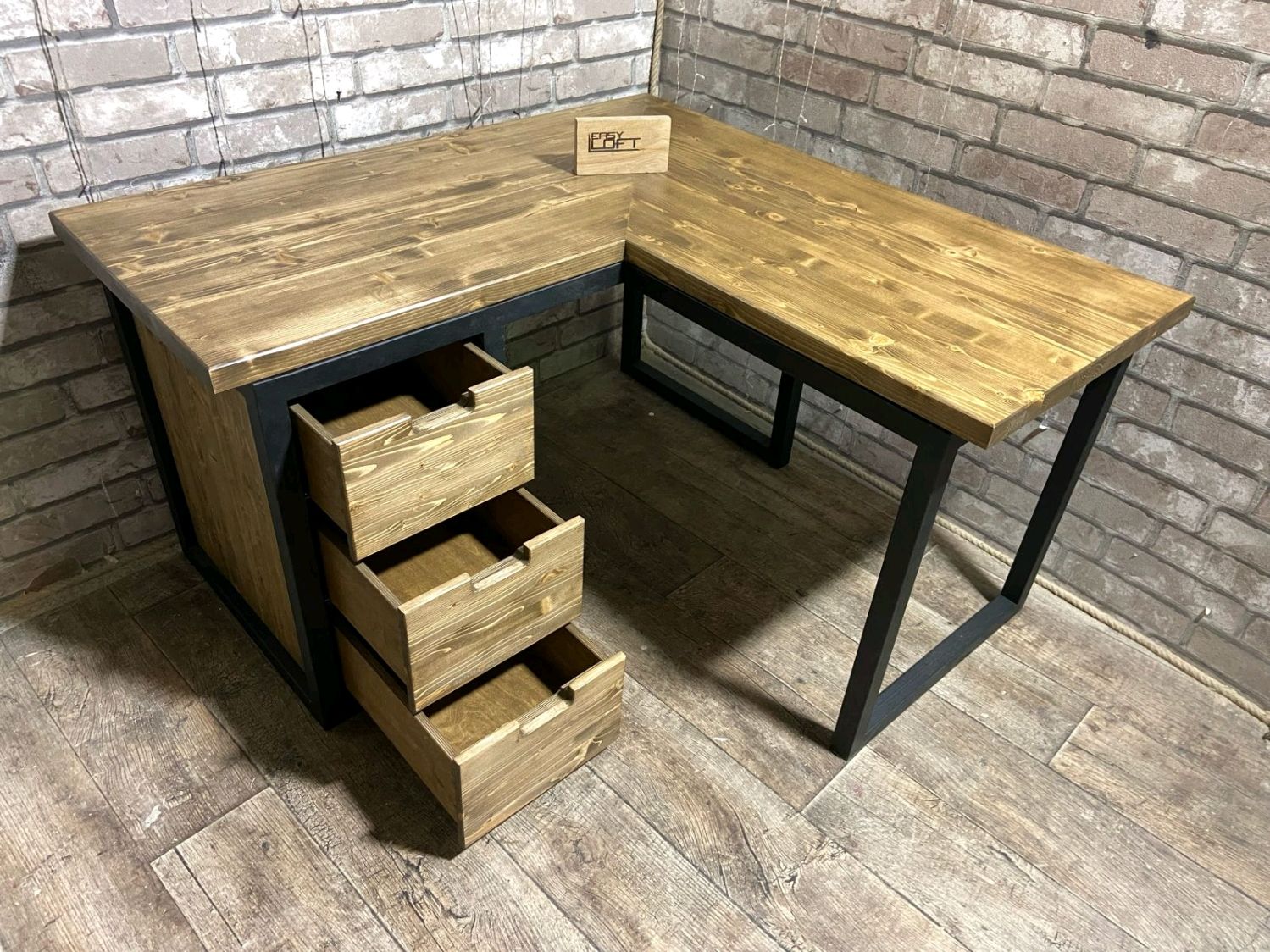 Угловой Письменный стол в стиле лофт LOFT TABLE L-96 | Easyloft
